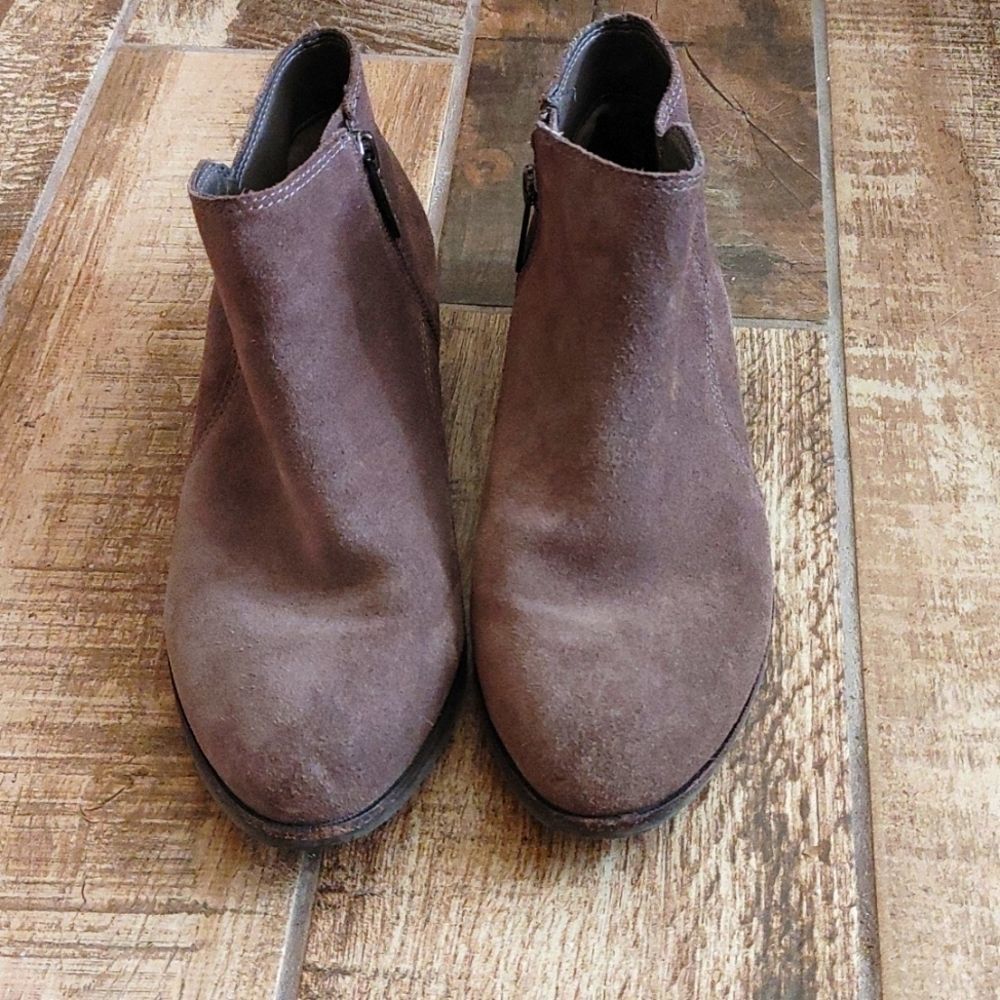 Gianni Bini Leather Booties